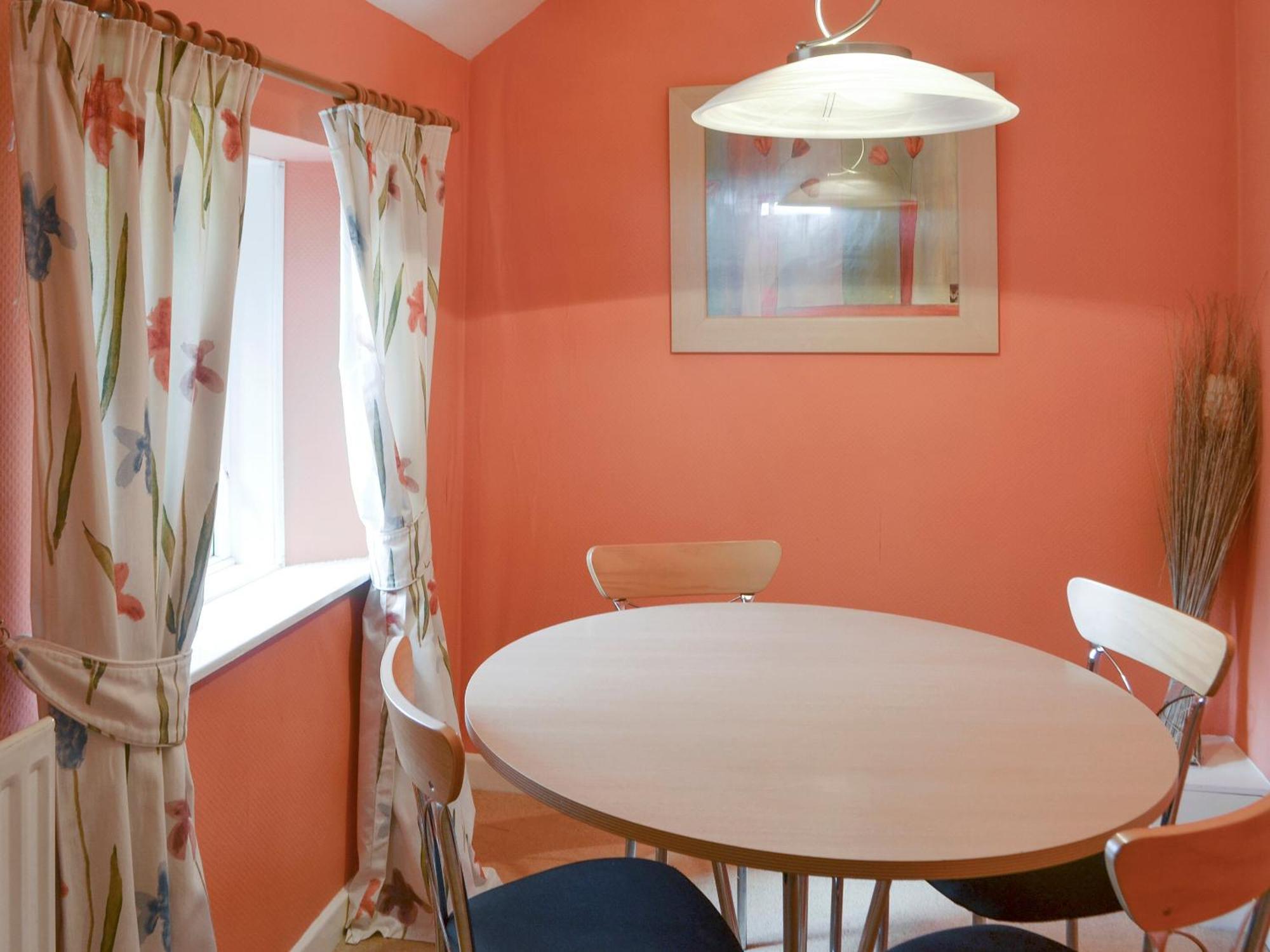 Oak Cottage-16498 Holiday home